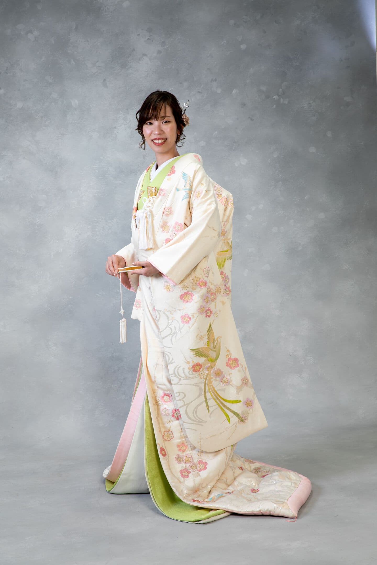 上越市 スタジオ写真 結婚式前撮り 和装前撮り フォトウェディング 白無垢 色打掛 フォトオフィスオーツー アンジーメレ